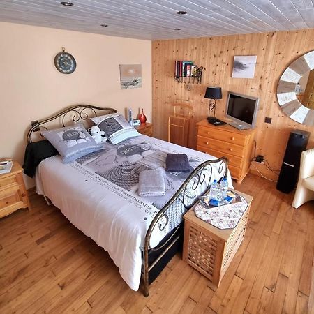 PluméliauTy Cosy, Chambre Priveeアパートメント エクステリア 写真