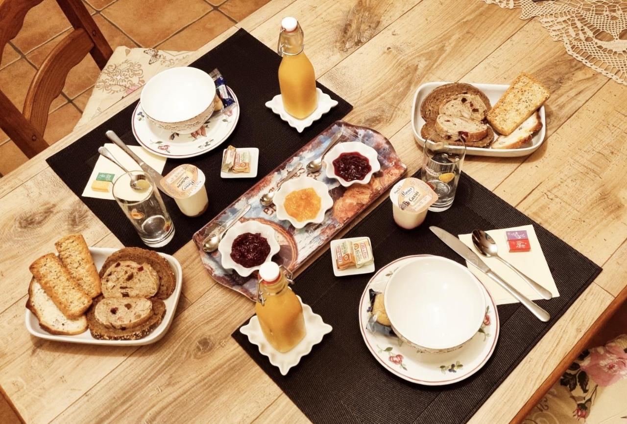 PluméliauTy Cosy, Chambre Priveeアパートメント 部屋 写真