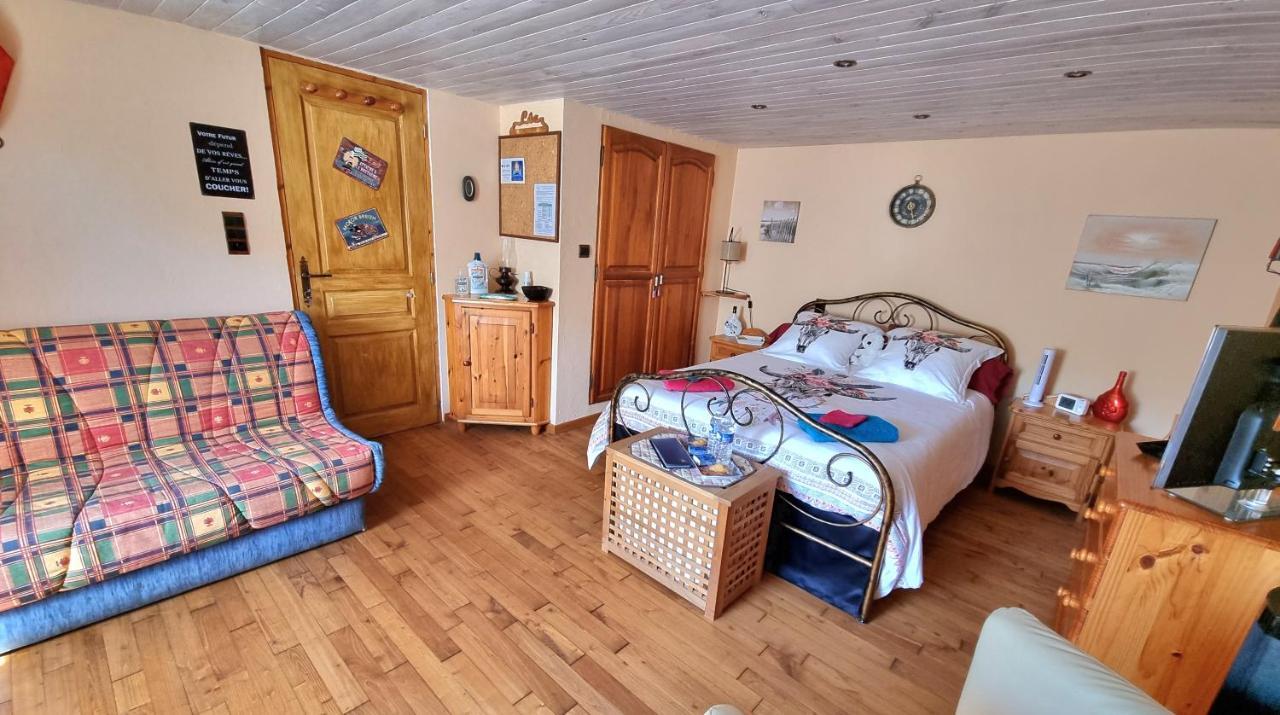 PluméliauTy Cosy, Chambre Priveeアパートメント エクステリア 写真