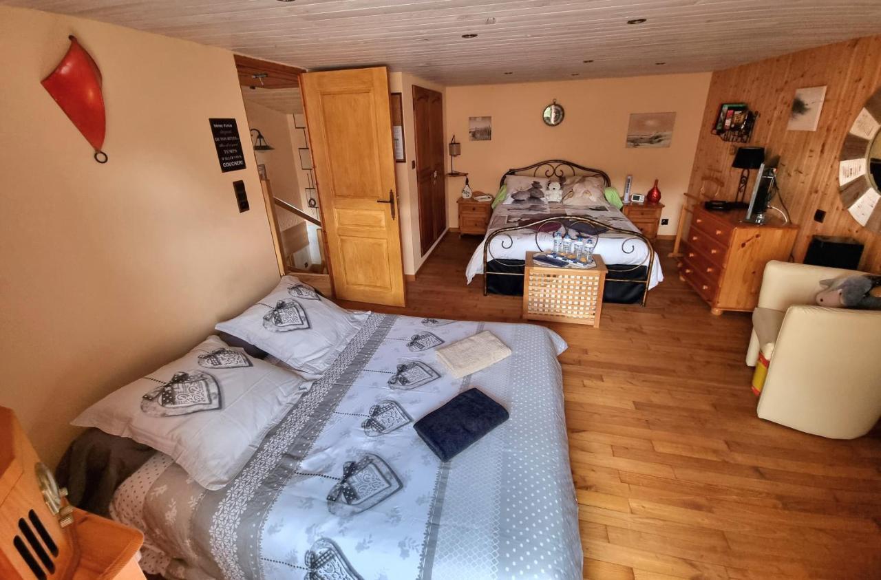 PluméliauTy Cosy, Chambre Priveeアパートメント エクステリア 写真